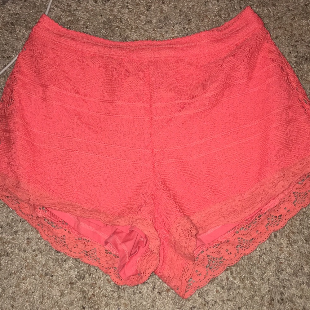 Hollister lace coral shorts